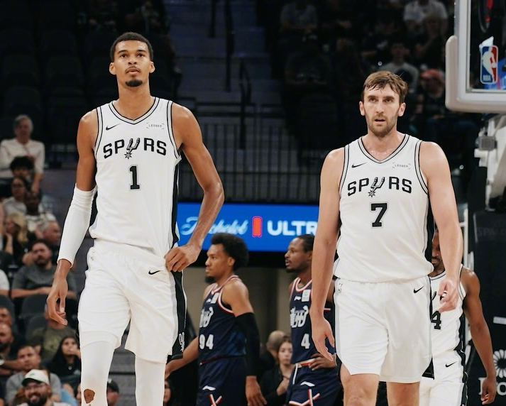 8868体育官网入口-雷霆vs马刺前瞻：能否四杀雷霆？文班亚马成马刺胜负关键